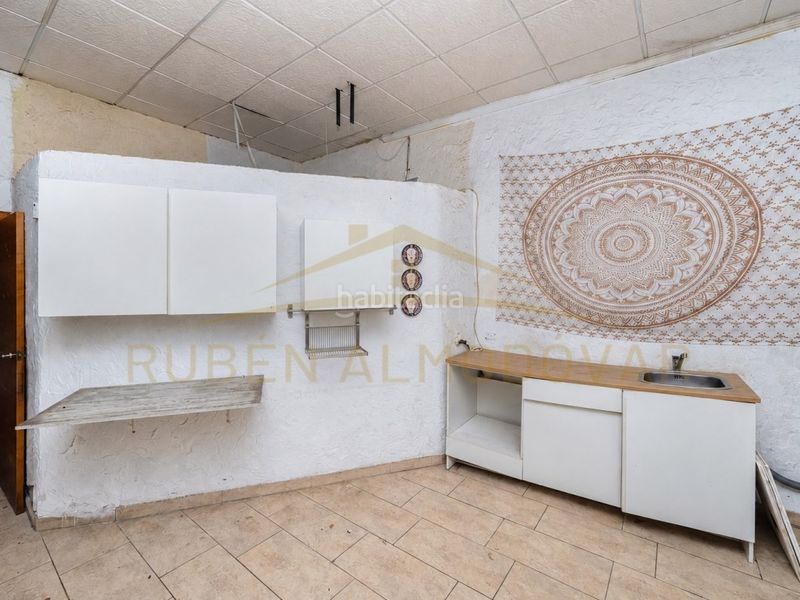 Foto bbb0ea92-9a98-4836-83b4-018ac635cb11. Casa adossada a Cox
