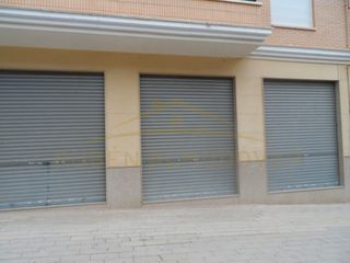 Local Comercial en Avenida Pintor Pastor Calpena 16