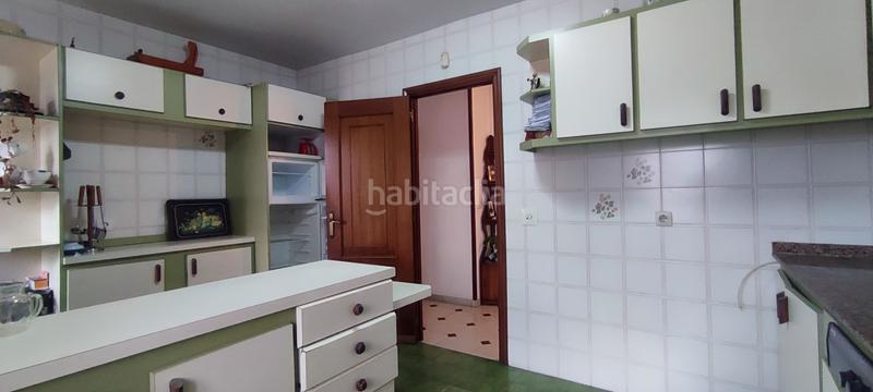 Foto 4e9519d4-85d9-4621-87d0-7f2cf8a133ec. Piso en carretera cobas 19 piso con 500m de jardín en Ferrol