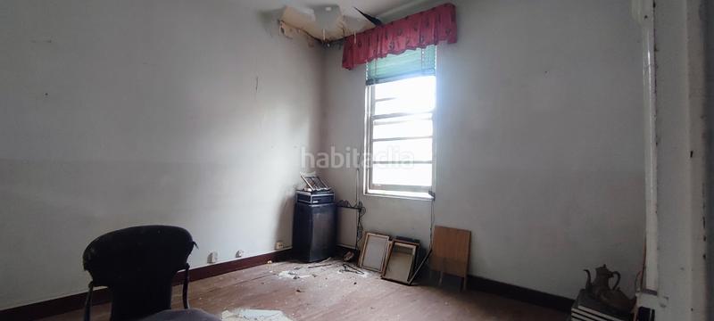 Foto 9b62eb59-d5f5-48a6-b36d-006788685a2b. Edificio en rúa alegre 3 en Canido Ferrol