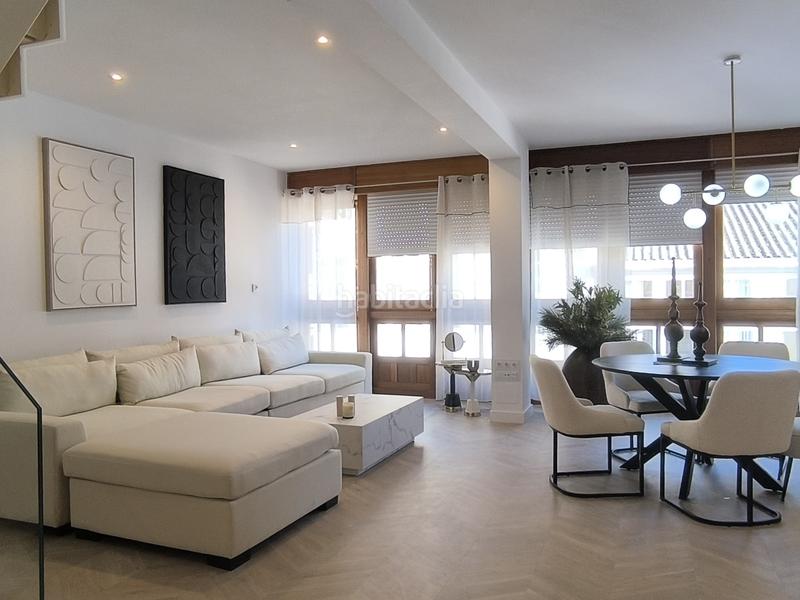 Foto 2161c596-640a-47f0-8742-fe42b23cb060. Dúplex en rúa magdalena 84 duplex reformado y amueblado en Ferrol