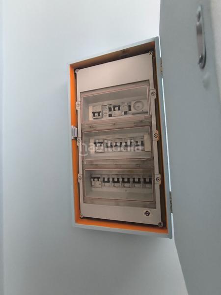 Foto 142abf6c-5b61-4a7d-aa86-53eb1e18fbe3. Location local commercial dans rua 25 de xullo 25 dans Narón