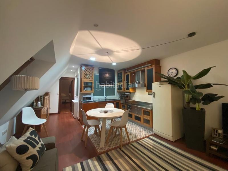 Foto 43c94d93-617b-405b-9007-7595dbf10306. Lloguer pis amb calefacció a Centro Ferrol