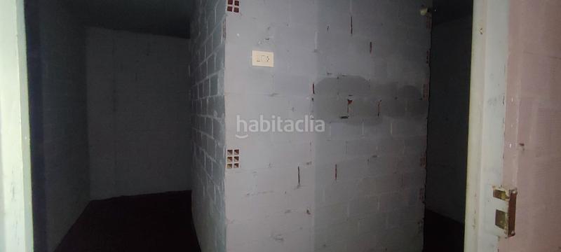 Foto e1c49939-33d4-4278-a8da-d93bbc7f6148. Local comercial a rúa río porto 26 a Fajardo Ferrol