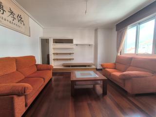Appartement à Rúa enxeñeiro andrés comerma 11
