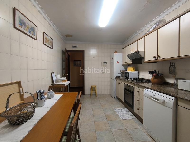 Foto 5500e782-e5a0-46cc-86fb-43d222c81e75. Piso en calle alejandro barreiro noya 1 en Los Castros - Castrillón Coruña (A)