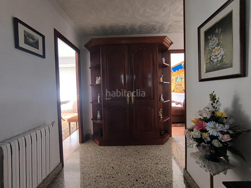 Foto 2c118e6b-3a1f-48ed-9546-e1fa48d800f7. Casa amb calefacció a A Malata - Catabois - Ciudad Jardín Ferrol