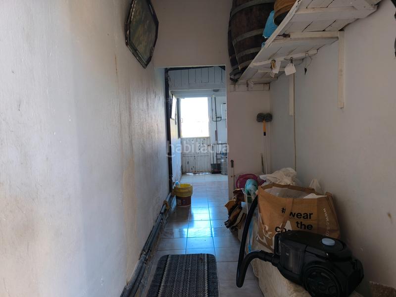 Foto 2ff2c401-1c07-45a3-92ea-e54647a95958. Casa amb calefacció a A Malata - Catabois - Ciudad Jardín Ferrol