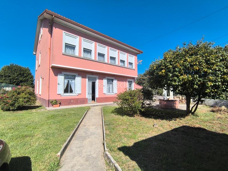 Foto 87fbc632-024e-4d2b-af05-fbca25b7f511. Casa amb calefacció a A Malata - Catabois - Ciudad Jardín Ferrol