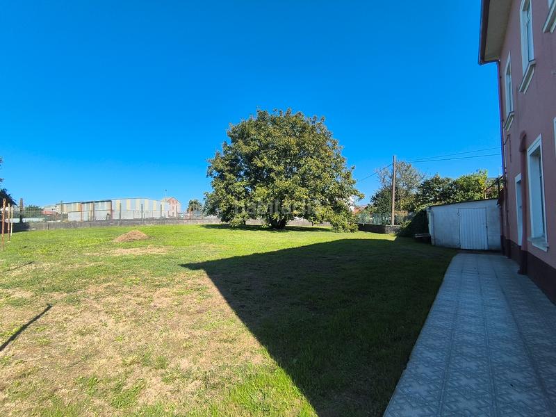 Foto c1d47794-6af0-4237-9e4d-a2f1e3107256. Casa amb calefacció a A Malata - Catabois - Ciudad Jardín Ferrol