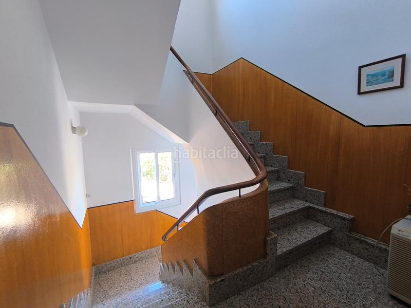 Foto c772e8cc-9239-4bbf-804f-97c5a313114a. Casa amb calefacció a A Malata - Catabois - Ciudad Jardín Ferrol