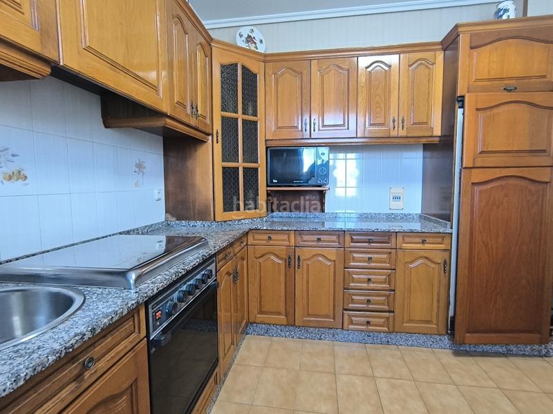 Foto fad3a28a-fe0b-405a-b829-826ea4df8888. Casa amb calefacció a A Malata - Catabois - Ciudad Jardín Ferrol