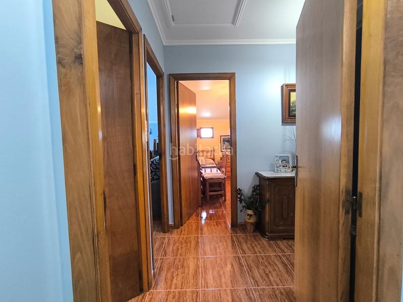 Foto 225d8941-e787-49e1-b1ea-0ba87ada43c4. Casa adossada amb calefacció a Cedeira