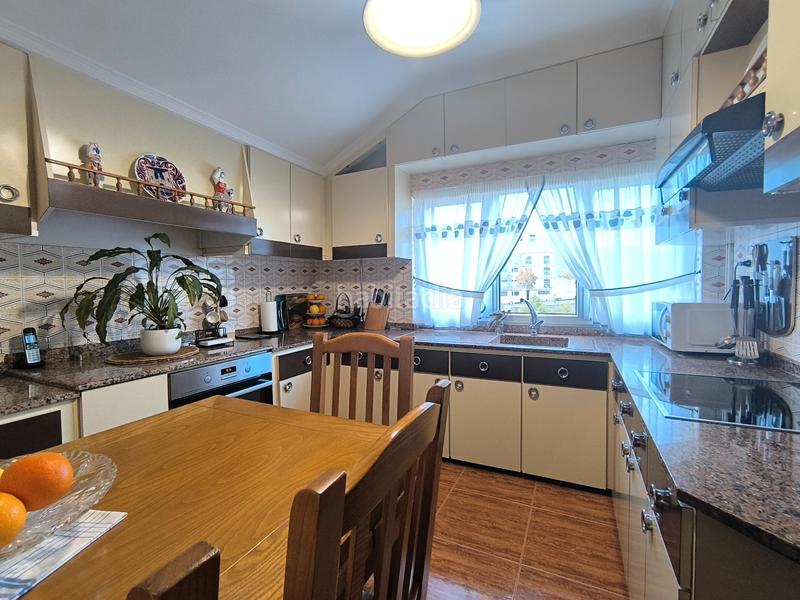 Foto 63aa6a8b-29de-4434-95f4-2bf9876c2476. Casa adossada amb calefacció a Cedeira