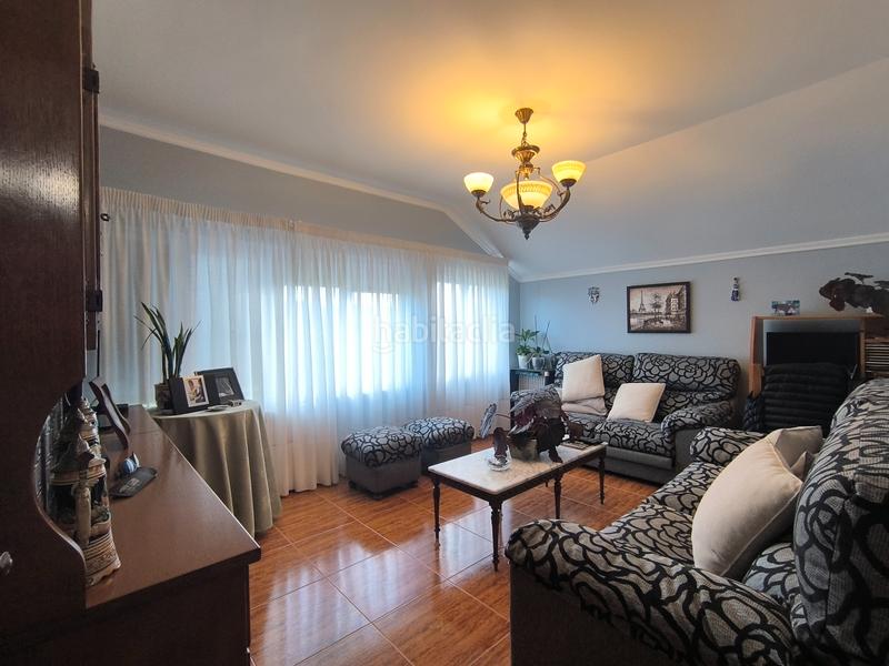 Foto 6ffcb575-ced6-4f1a-a31b-1715183cd443. Casa adossada amb calefacció a Cedeira