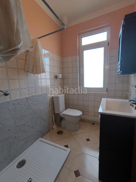 Foto c92b12fb-b497-48c5-9514-388077b8f867. Casa adossada amb calefacció a Cedeira