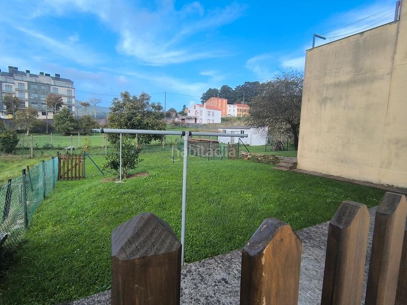 Foto f4a7d9c1-6039-49f7-8dfc-489a44f2ba40. Casa adossada amb calefacció a Cedeira