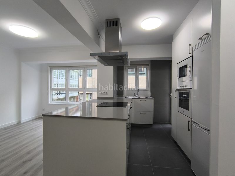 Foto 2751049e-91e8-4278-a0b7-cc82f80b3665. Flat in calle de rubalcava 2 in Centro Ferrol