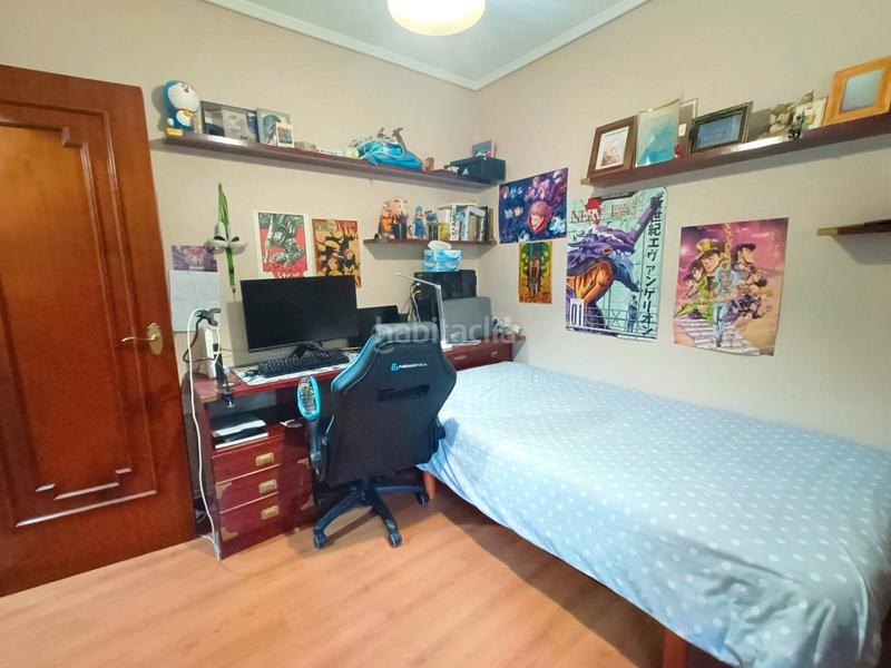 Foto 819c2565-a2c8-451b-b697-6806fd3cbc81. Appartamento con riscaldamento parcheggio in Caranza Ferrol