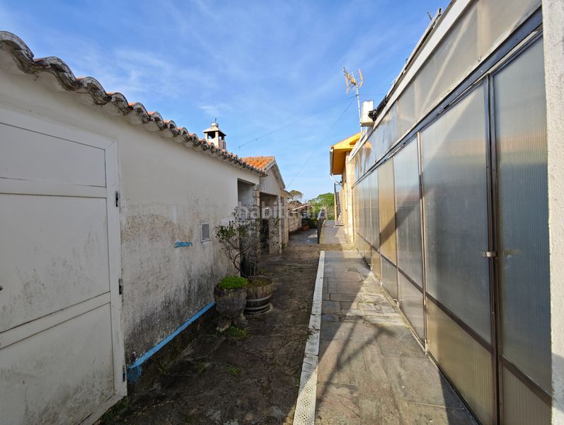 Foto 3f7a31f1-2990-4a8d-9119-186855a630d4. Chalet con camino riscaldamento parcheggio piscina in Ferrol