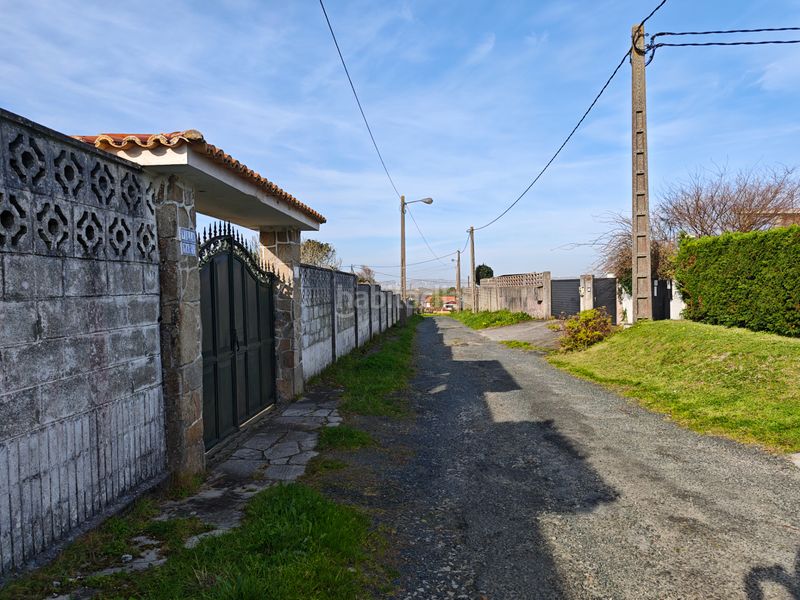 Foto 5a8038fb-d58b-4d45-96f0-3f65c864ea88. Chalet con camino riscaldamento parcheggio piscina in Ferrol