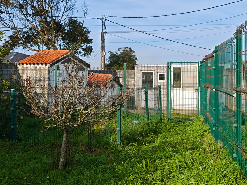 Foto 97e102c5-d165-4436-8cf7-3f7d92bf51cd. Chalet con camino riscaldamento parcheggio piscina in Ferrol