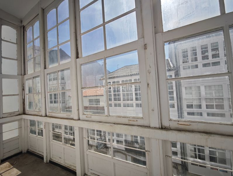Foto e529a816-48db-417f-9a29-c7ca5c6fcbd5. Edificio in rúa galiano 58 in Centro Ferrol