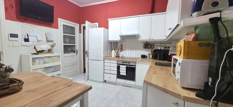 Foto 08ceb7e2-d72b-4b66-811f-d26b252cd363. Flat with heating in Plaza de España Ferrol