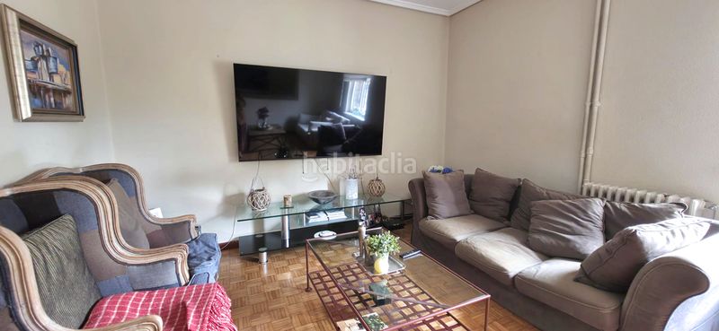 Foto 263b237e-3a72-4cea-846e-f92aadd4f47e. Flat with heating in Plaza de España Ferrol