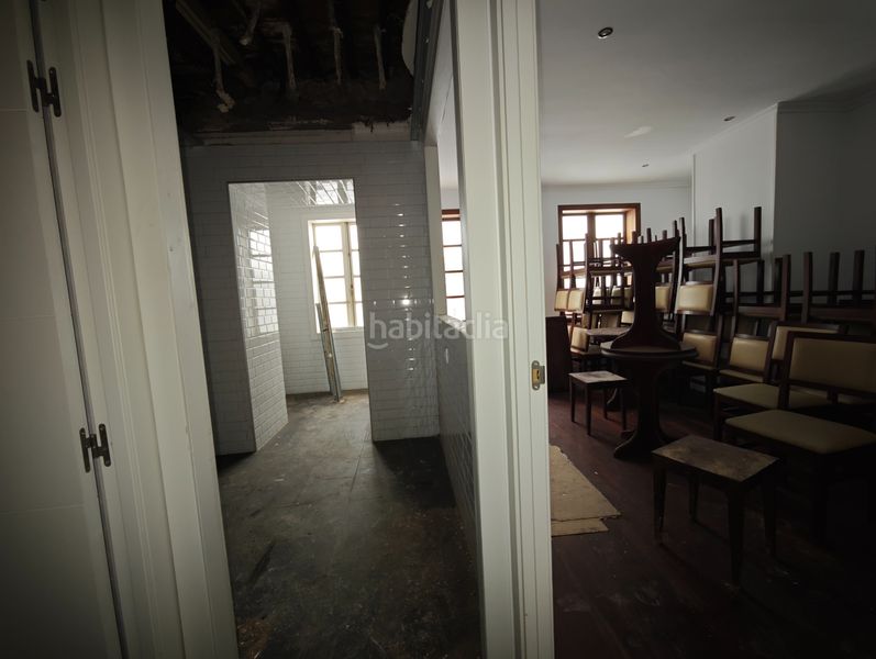 Foto b934f08e-667d-46fe-bbf3-69ac7d9eb87a. Edificio en rúa carme 28 en Centro Ferrol