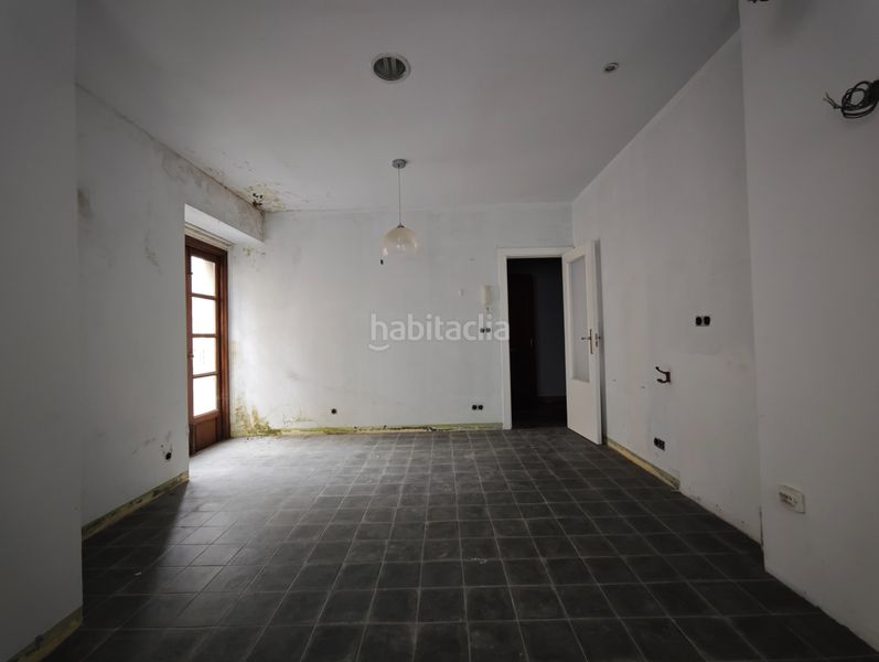 Foto 911e6bab-f30d-4a9d-b17e-50b3dc69c2d7. Edifici a rúa carme 28 a Centro Ferrol