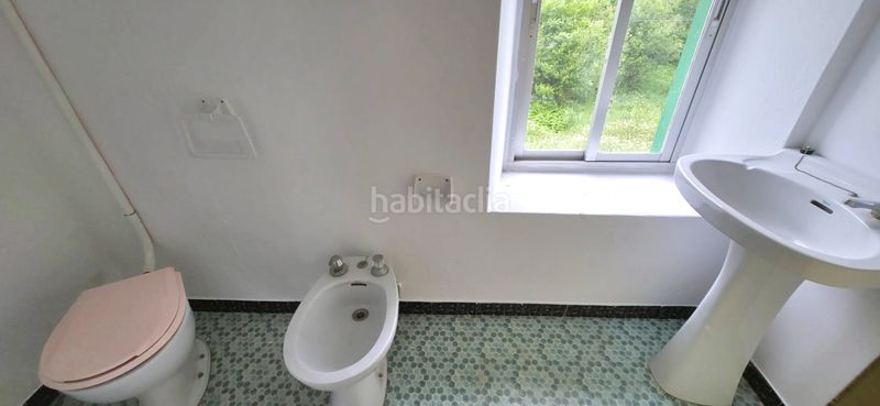 Foto a5cd6647-954e-4063-937b-780bad40e51c. Casa amb aparcament a Cedeira
