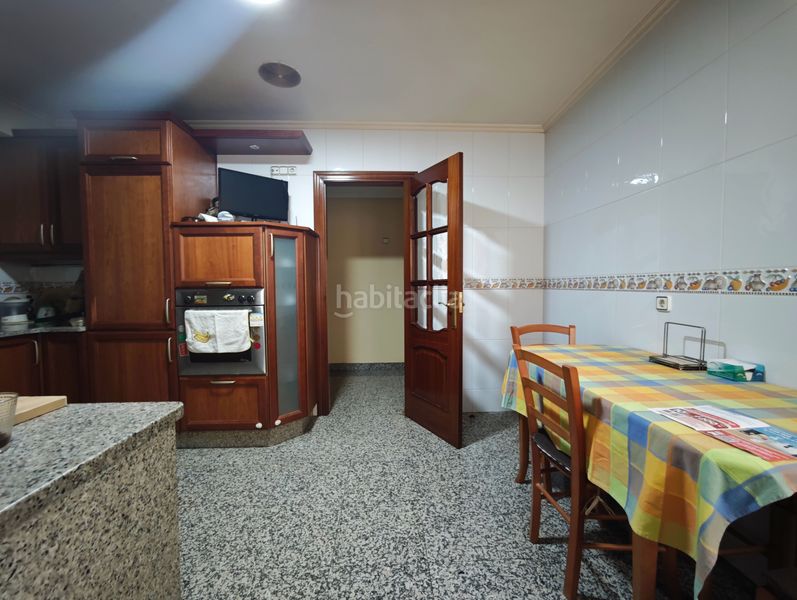 Foto 06d6a68e-aff3-4b4a-ae2c-822e262ffe27. Etagenwohnung mit heizung parking in Alto del Castaño Narón