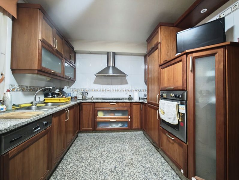 Foto 42c86fed-df0a-4a5c-92e7-9d42b28bf70a. Etagenwohnung mit heizung parking in Alto del Castaño Narón