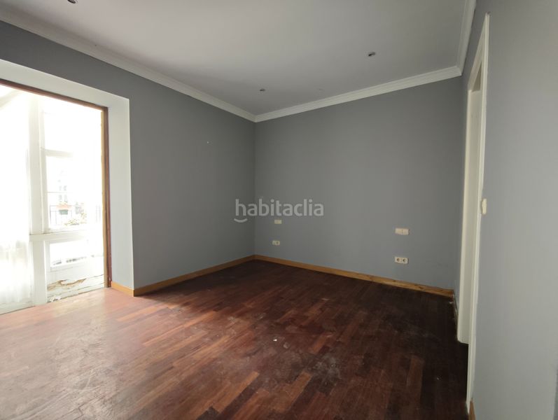 Foto a0af0068-f3bb-4a6a-9b85-f7d8c16d05fc. Pis a rúa carme 28 a Centro Ferrol