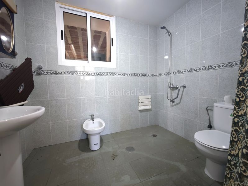 Foto 1aab3736-43ef-4f9b-a5f8-8ea6dea04555. Maison avec chauffage dans Moeche