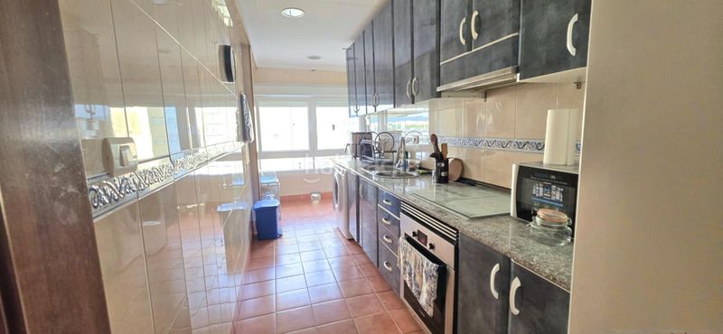 Foto 00df47a9-e211-4171-8d9a-1f0d8d2552a2. Rent flat with heating in Caranza Ferrol