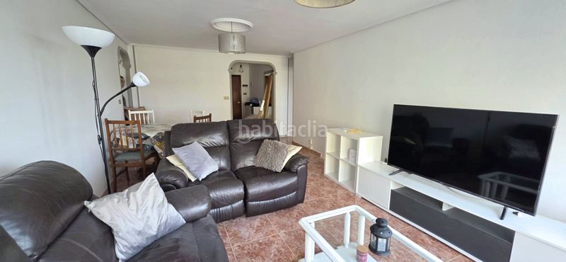 Foto ac9f3a24-e23e-4468-a6ae-ad8bcc65d0f3. Rent flat with heating in Caranza Ferrol