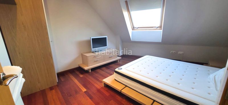 Foto d0b2ddb1-c31e-4242-b73e-3bcfd7806cf3. Dúplex amb calefacció aparcament a Alto del Castaño Narón