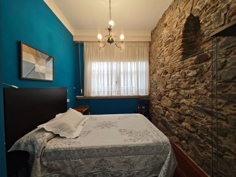 Foto 1862cd67-a6be-48ca-873d-4db4ecab7871. Rent flat with heating in Centro Ferrol