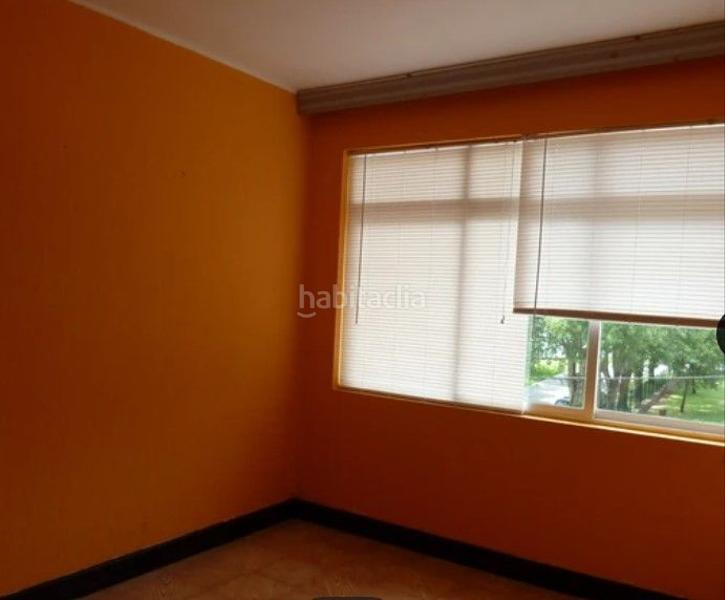 Foto ce0debf0-ef98-4ef1-be53-c578044f461b. Edifici a barca abaixo 73 a A Malata - Catabois - Ciudad Jardín Ferrol
