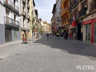 Lloguer Local Comercial a Coso bajo 51. Local comercial en el coso