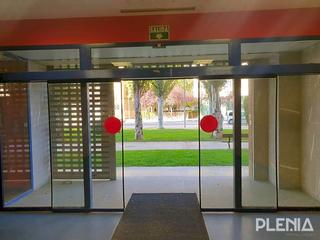 Lloguer Local Comercial a Teruel 12. Local comercial alta visibilidad