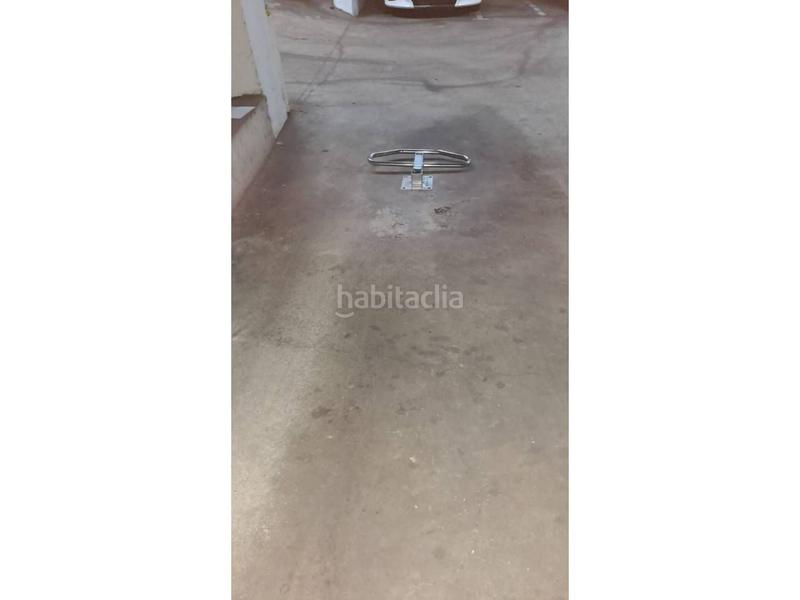 Foto 2e046ef3-9f7b-436d-a2ab-8b69f7b45a39. Autoparkplatz in Creu de la Mà Figueres