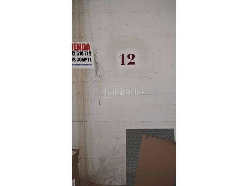 Foto bb92a87a-bc41-4710-96cb-777a394c5abc. Autoparkplatz in Creu de la Mà Figueres