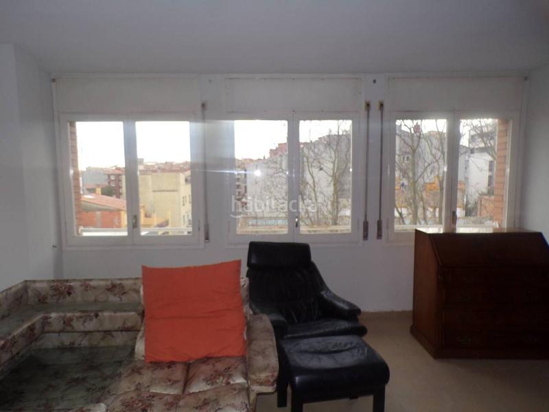 Foto 190b0389-0393-4010-9973-d4bc82702fa0. Piso  en venta en el centro en Creu de la Mà Figueres