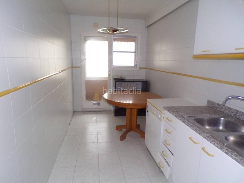 Foto b3a59aa2-35cd-4ee6-8ae6-c426a32200b1. Piso  en venta en el centro en Creu de la Mà Figueres