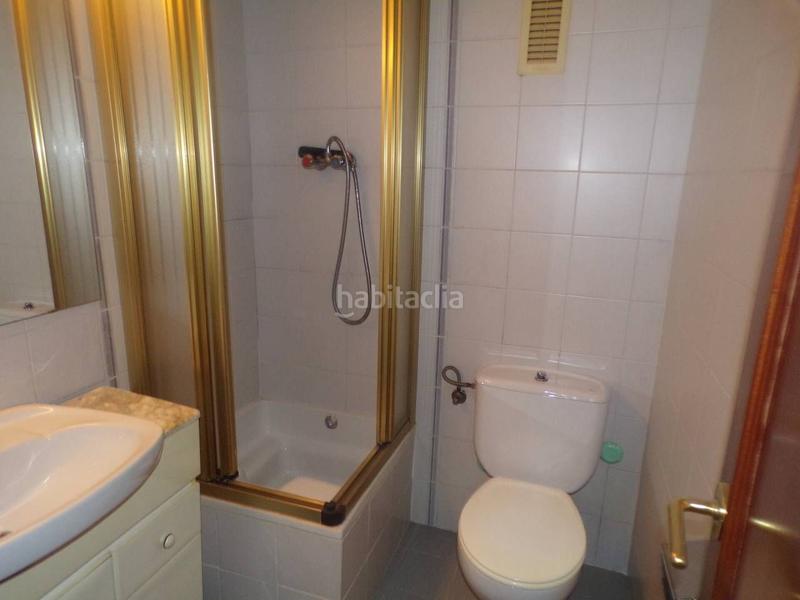 Foto f7c52af4-e2c6-4aa9-bdd7-10f44af6ab60. Piso  en venta en el centro en Creu de la Mà Figueres