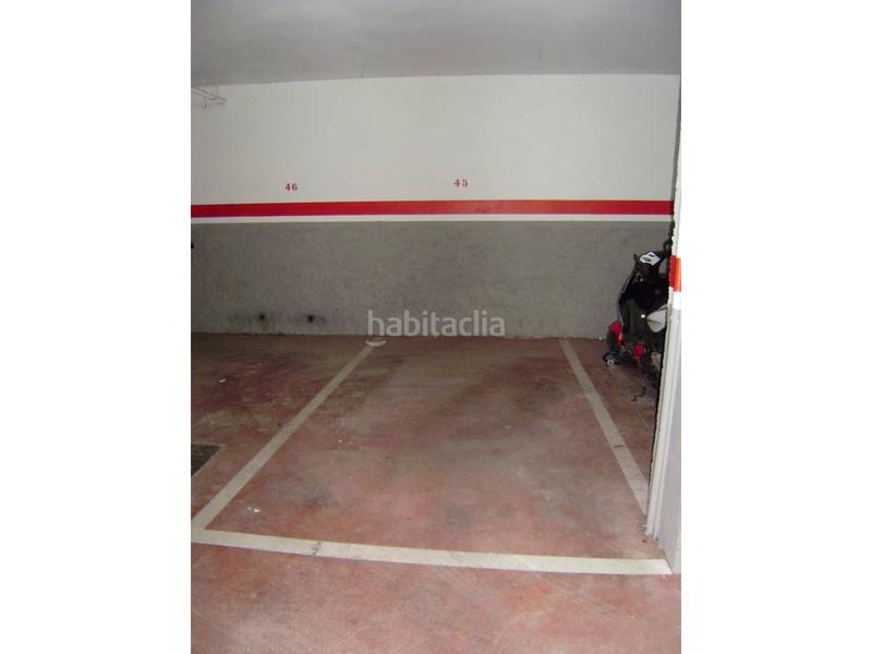 Foto 88d978e1-dc8c-4158-aa28-0cfc9bdfd947. Parking coche garaje en venta en centre en Eixample-Horta Capallera Figueres