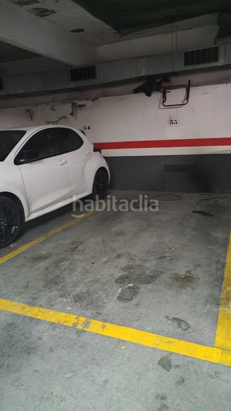 Foto e71ff3af-f868-4a13-8cd4-c0ce9fc7b30e. Aparcament cotxe a El Parc i la Llacuna del Poblenou Barcelona